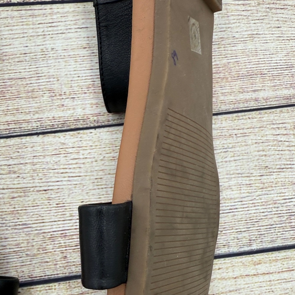 Steve Madden Black Strap Sandals - Picture 8 of 9